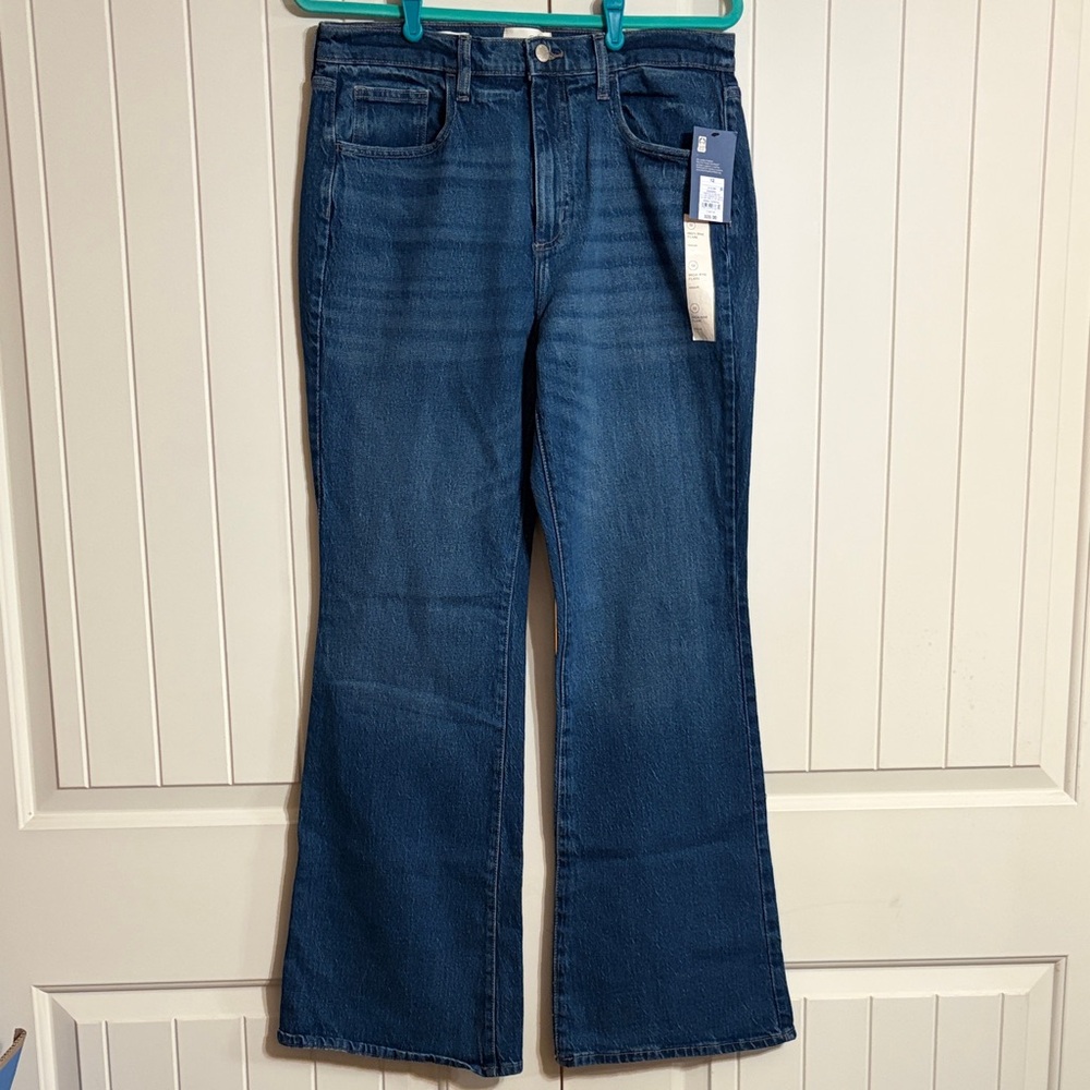 Universal Tread Flare Women's Jeans size 12 NWT